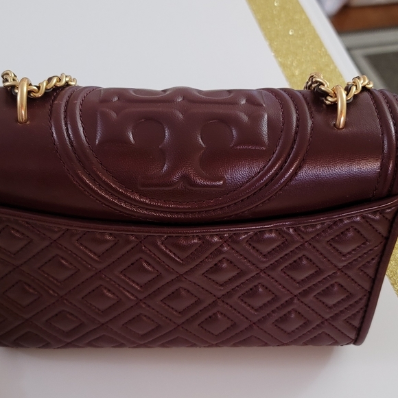 Tory Burch Fleming Small Convertible Shoulder Bag, Color Claret - Picture 3 of 8